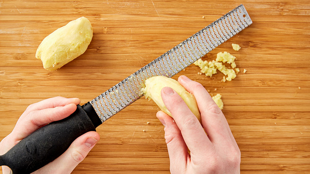 Easy to use, hold, and store! The Ginger Peeler makes peeling, grating, and  slicing your ginger extra easy. Use with ginger, nutmeg, and…